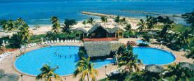 Kubánský hotel Brisas Guardalavaca s bazénem