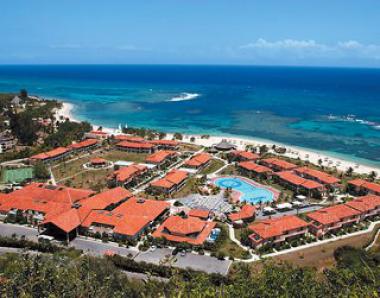 Kubánský hotel Breezes Jibacoa u moře